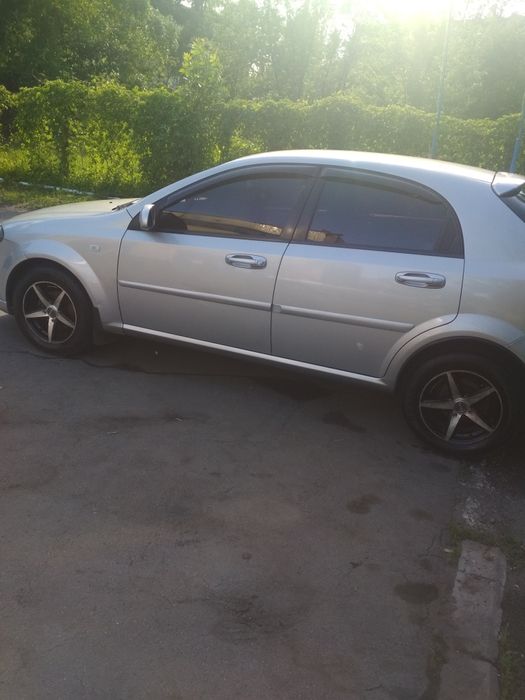 Продам Lacetti 1.8,газ-бензин, хозяин