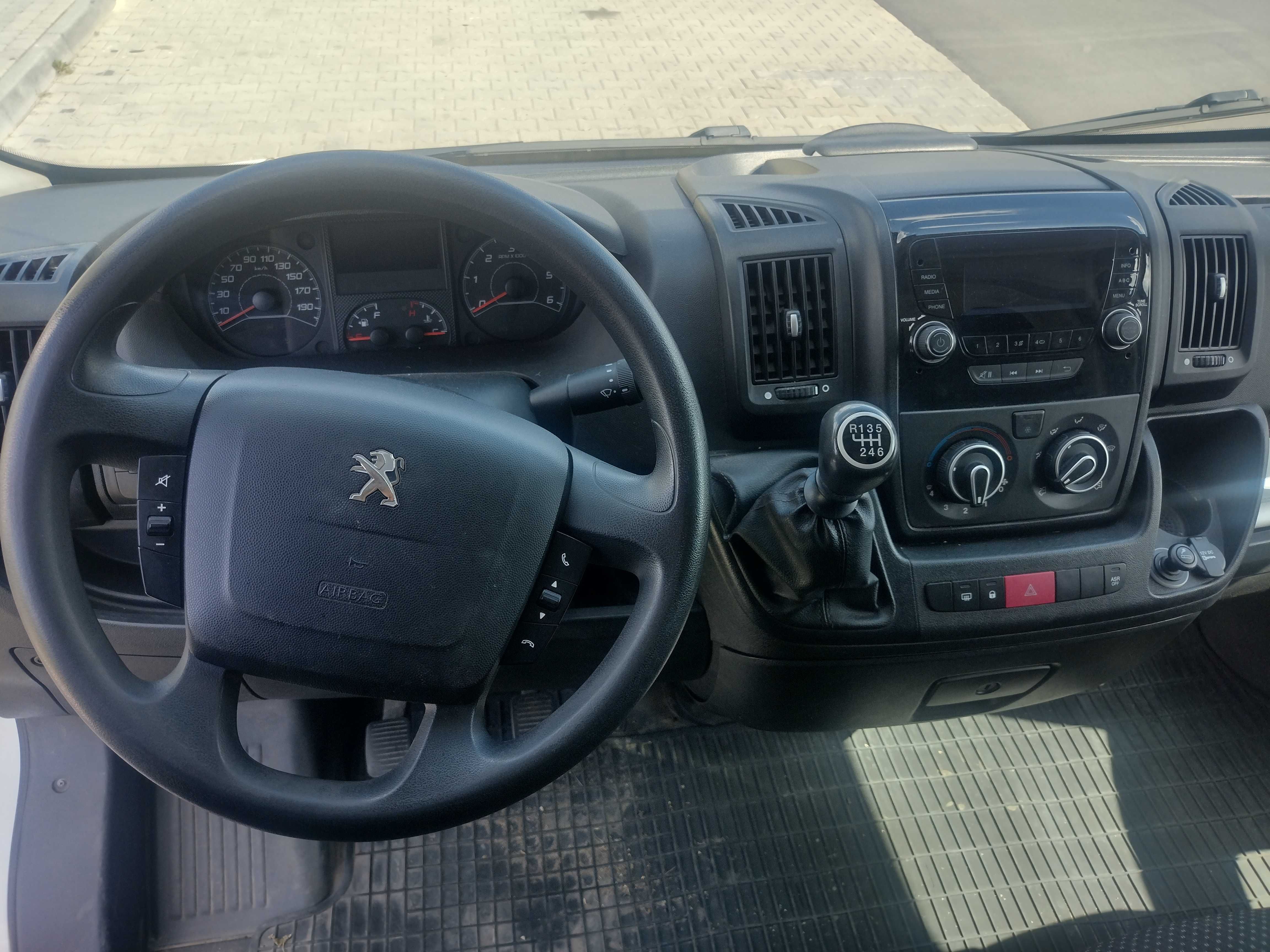 Peugeot Boxer 2.0 BlueHDI L3H2 F-ra Vat niski przebieg