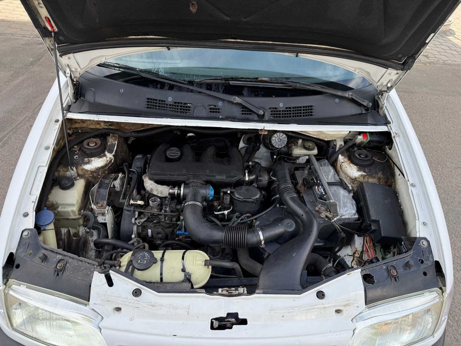 Продам CITROEN Berlingo 1.9d груз-пас 2000р