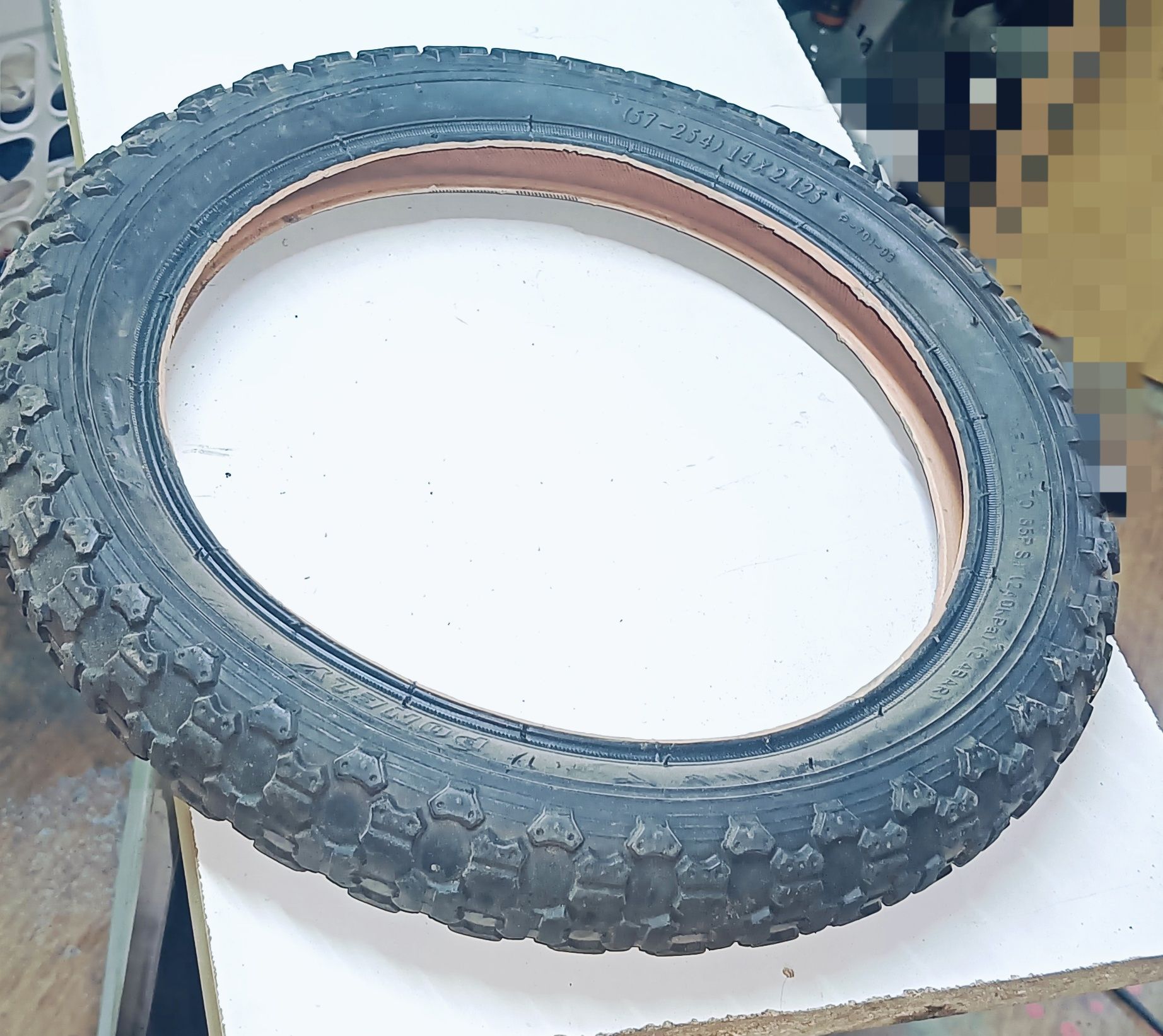 Opona rowerowa 14 x 2.125