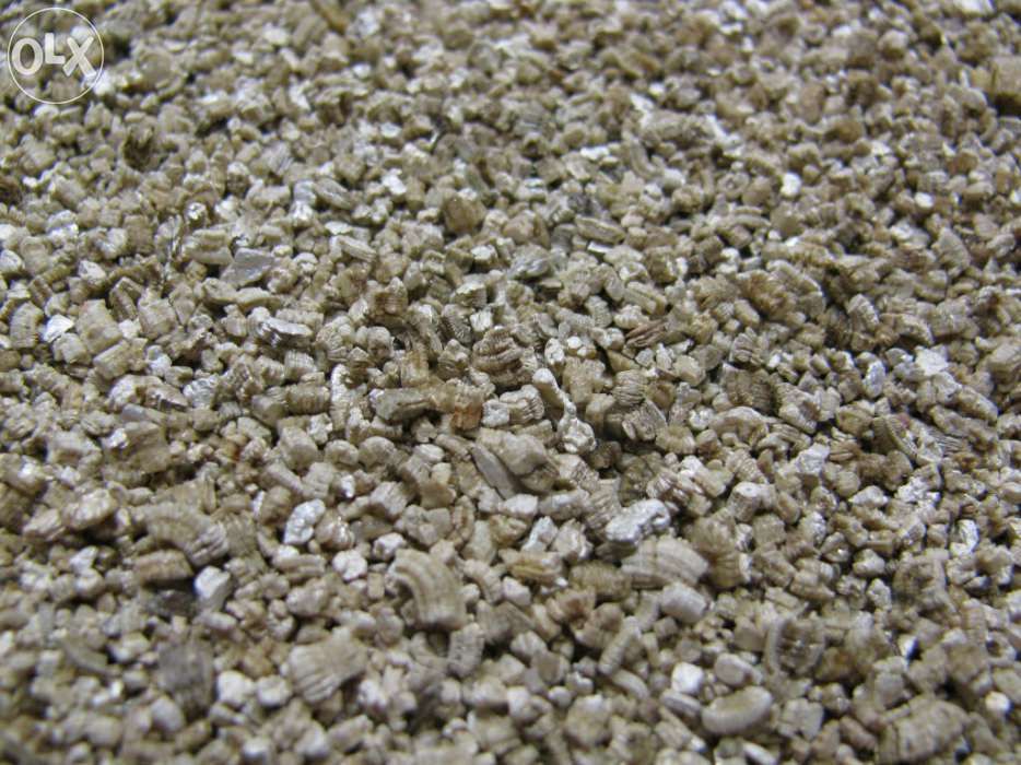 Vermiculite (Substrato p/ Plantas Carnívoras) 2 Litros