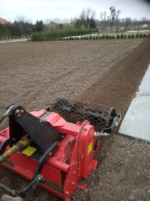 Glebogryzarka separacyjna uslugi trawniki  siew trawy automatyczne naw