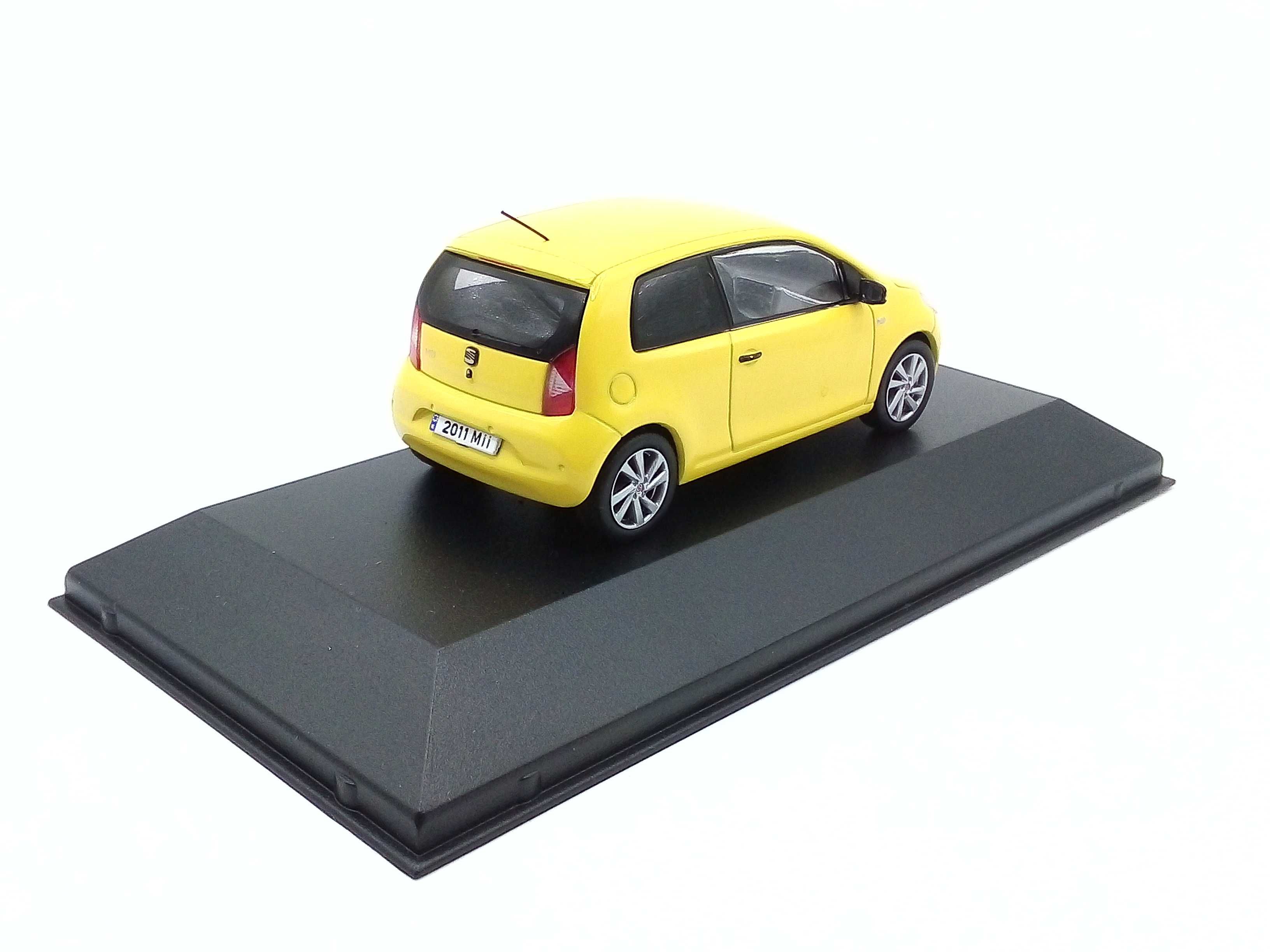 Seat Mii yellow - skala 1:43 - Fischer