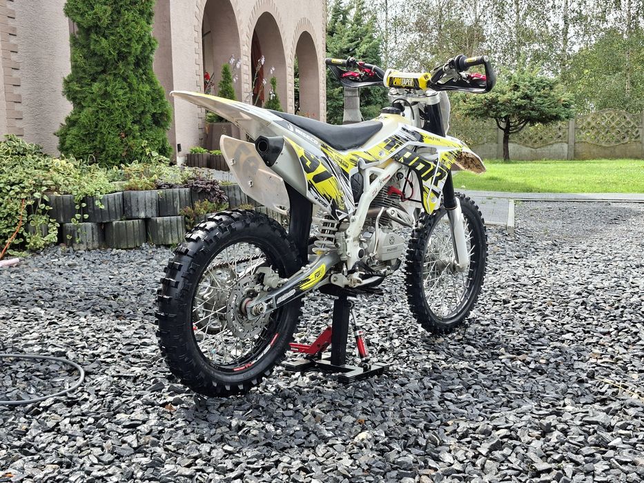 Cross 250 Barton NXT250L