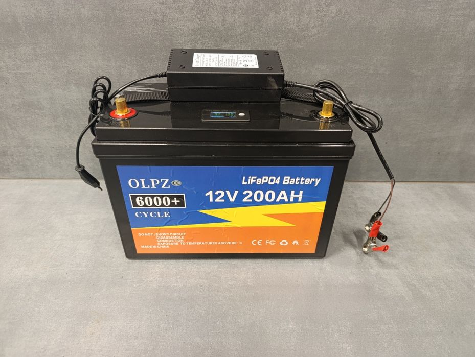 На разборку/тесты Аккумулятор LiFePO4 12V 200Ah