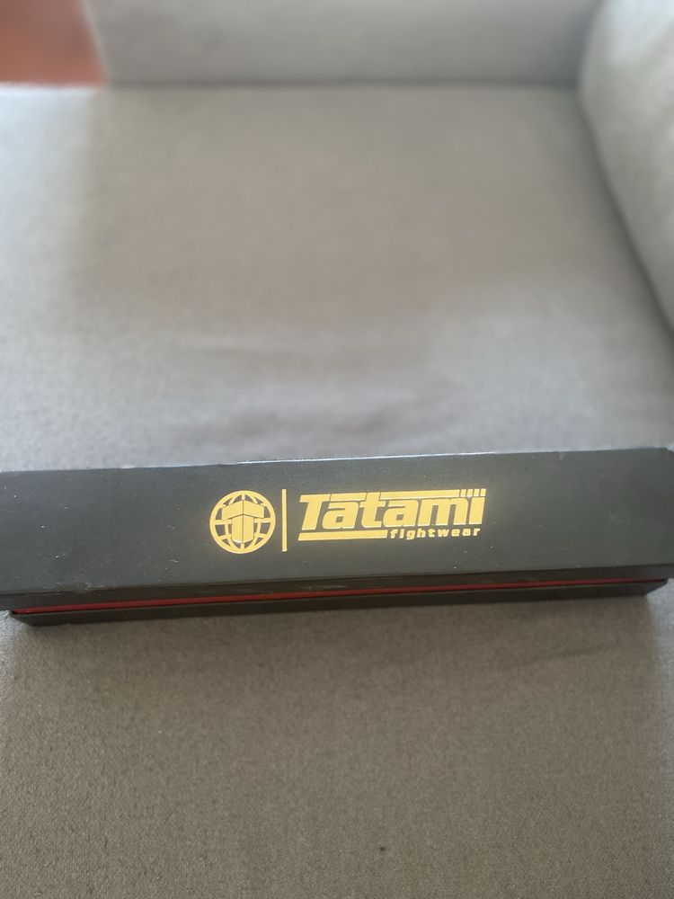 Faixa jiu-jitsu A4 tatami