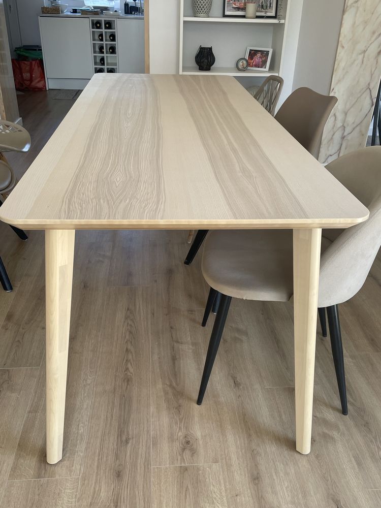 Mesa Ikea Lisabo