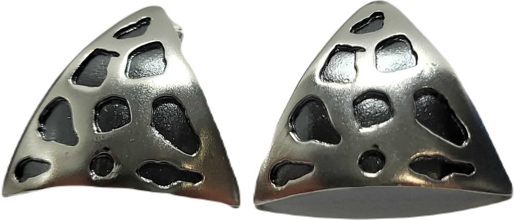 SR393 Srebrne kolczyki trójkąty 925 na sztyft