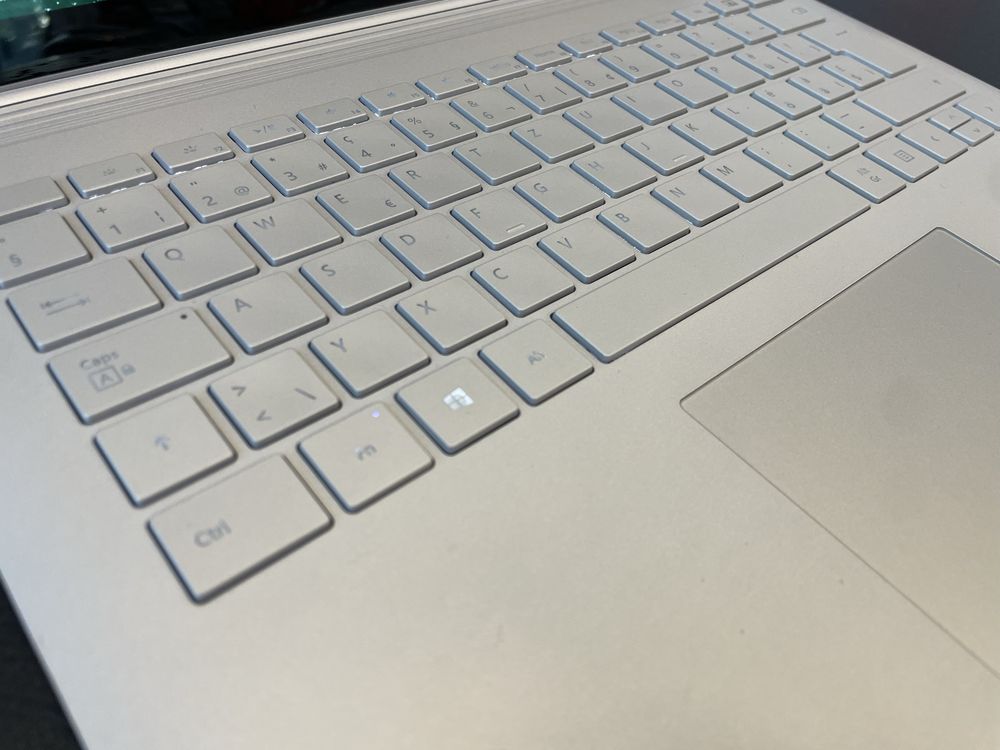 Laptop Microsoft Surface Book 1703 13,5" Core i5 8 GB / 256 GB