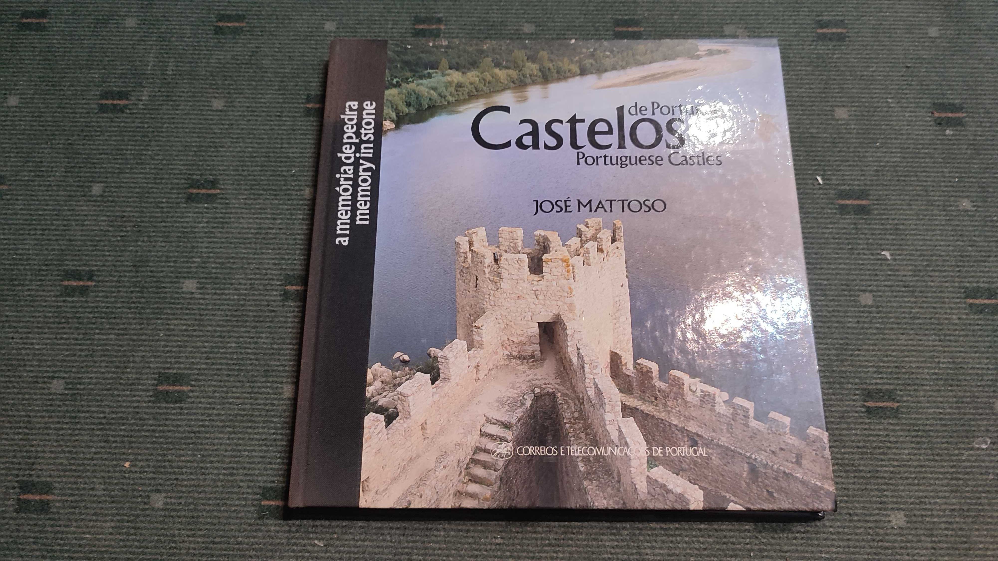 Castelos de Portugal - José Mattoso