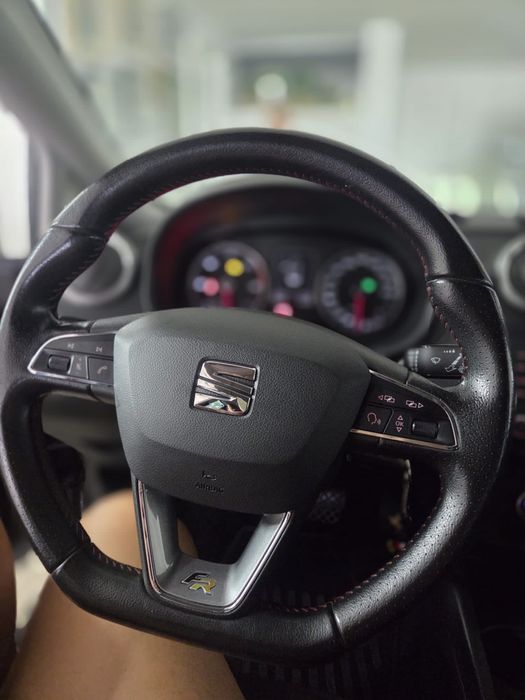 Seat Ibiza Fr cinza automatico