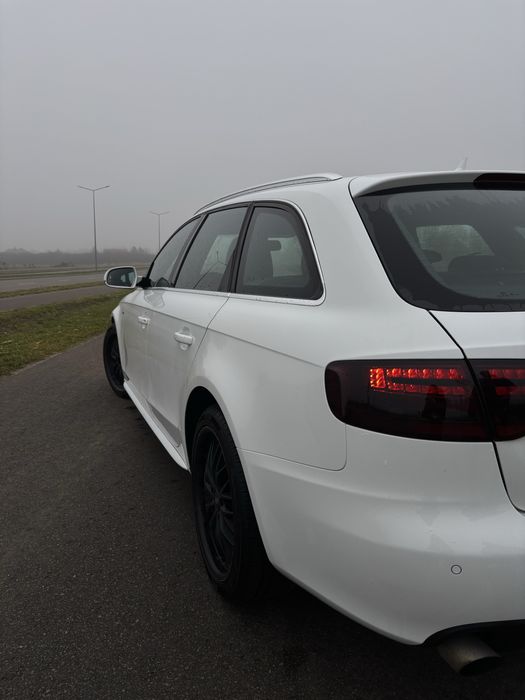 Audi A4 B8 2.0t 211 km