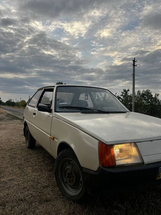 ПРОДАМ Таврия 1.1 бензин.               Торг уместен