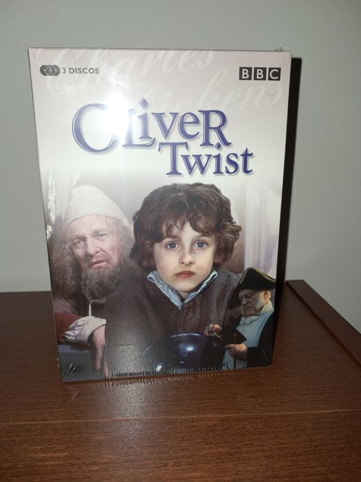 Cassete DVD Oliver Twist