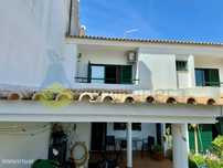 Moradia T2 no Alto dos Caliços em Albufeira.