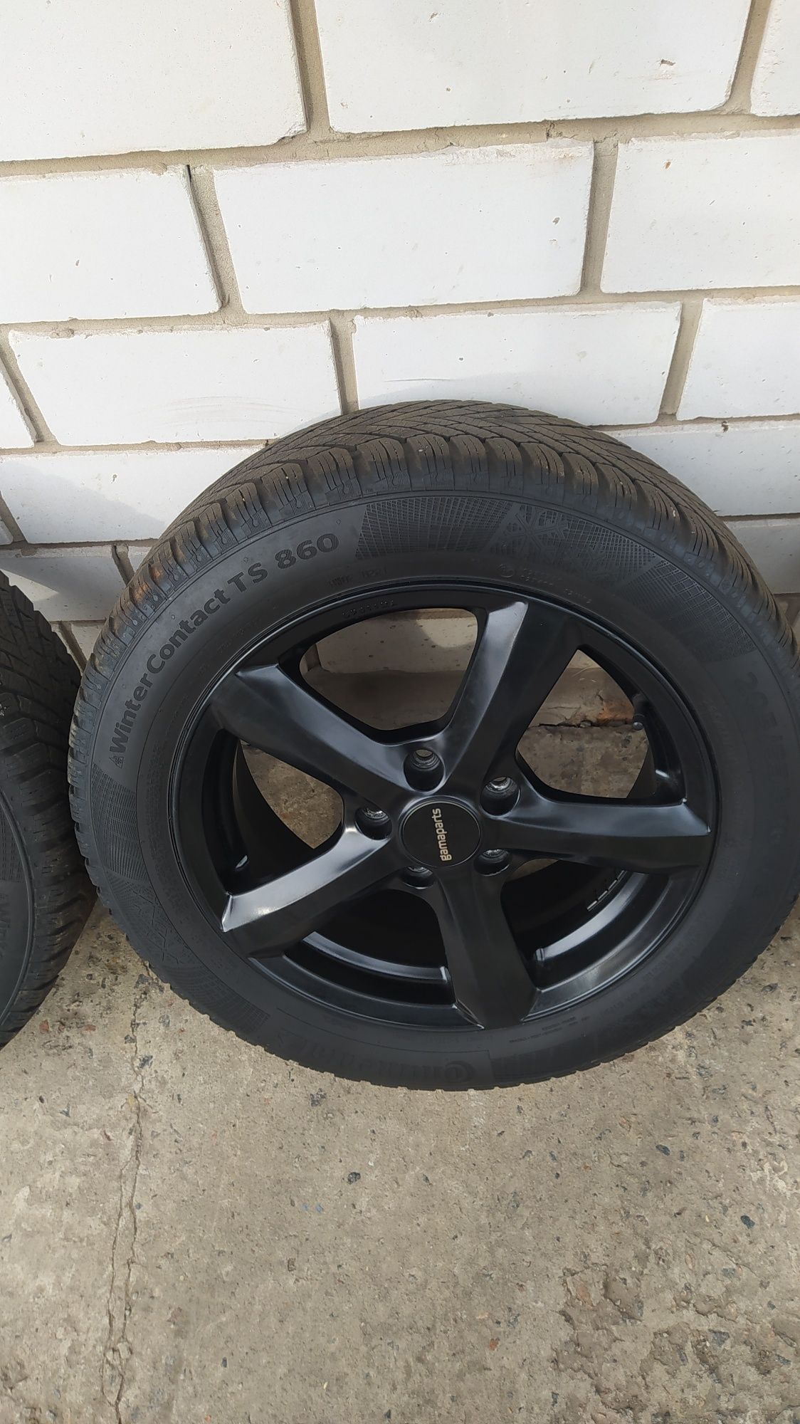 Продам комплект 205/55/ R16/5:112 4000грн/1 шт.
