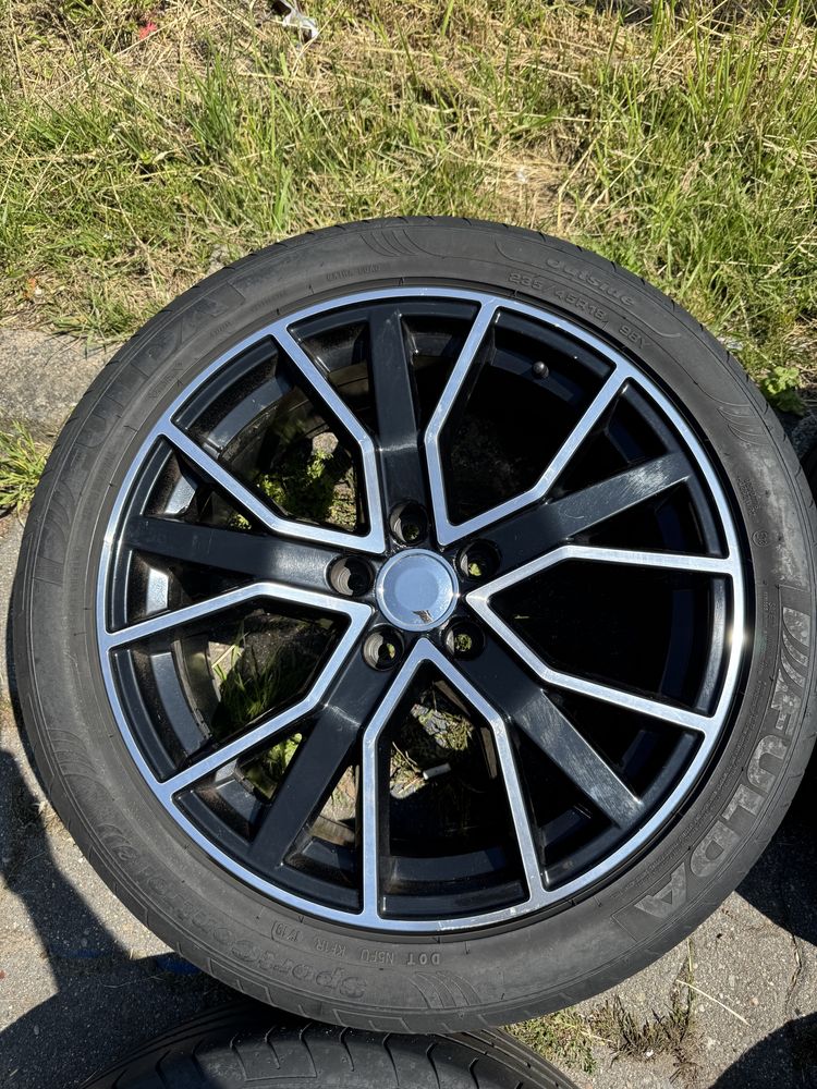 Колеса диски R18 5 112 235 45 VW Passat B8 Skoda Superb Суперб Пассат