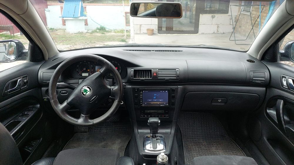 В продажі шкода суперб