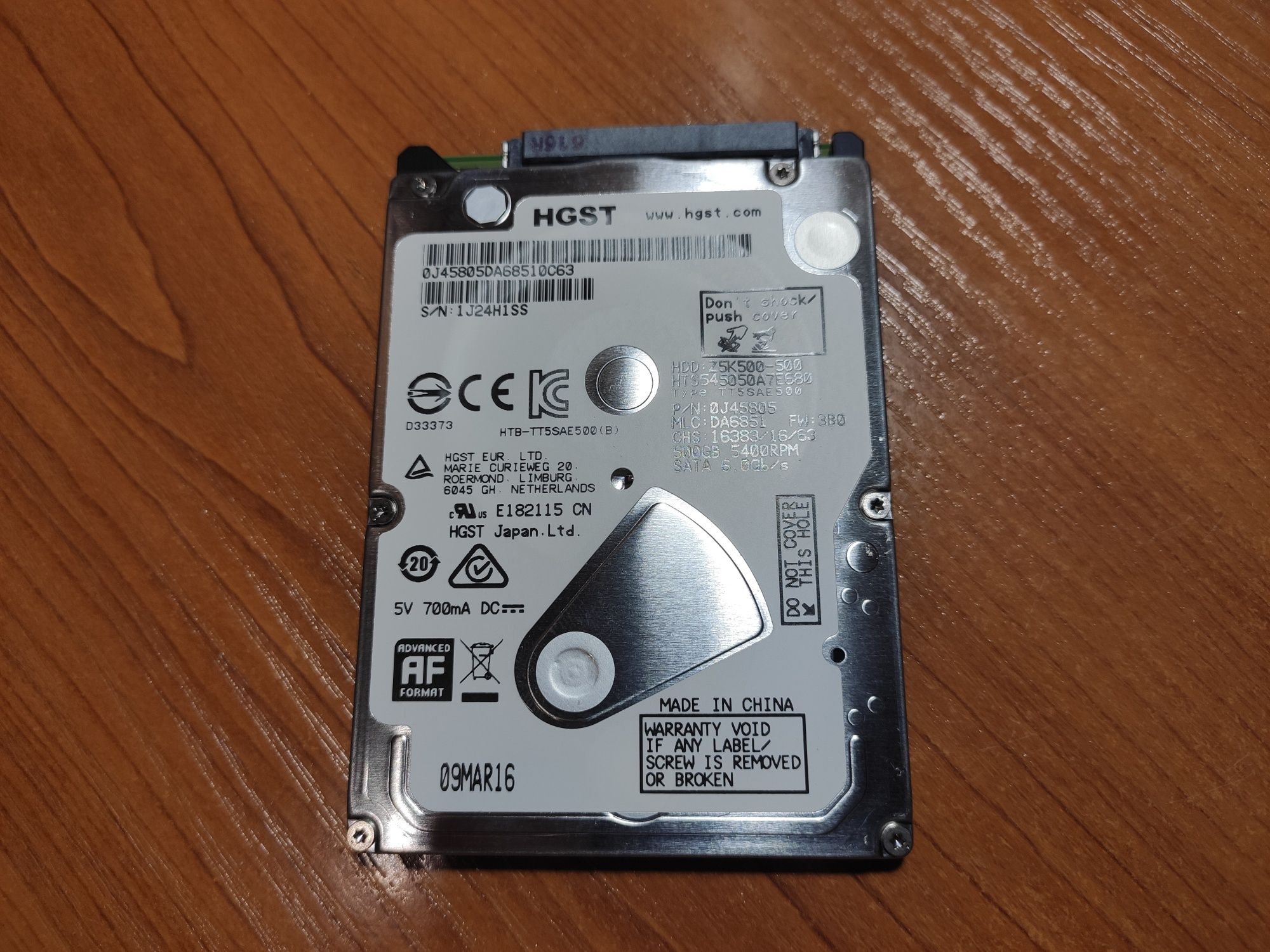 Продается жёсткий диск Toshiba HDD 1000G Гб для ноутбука.