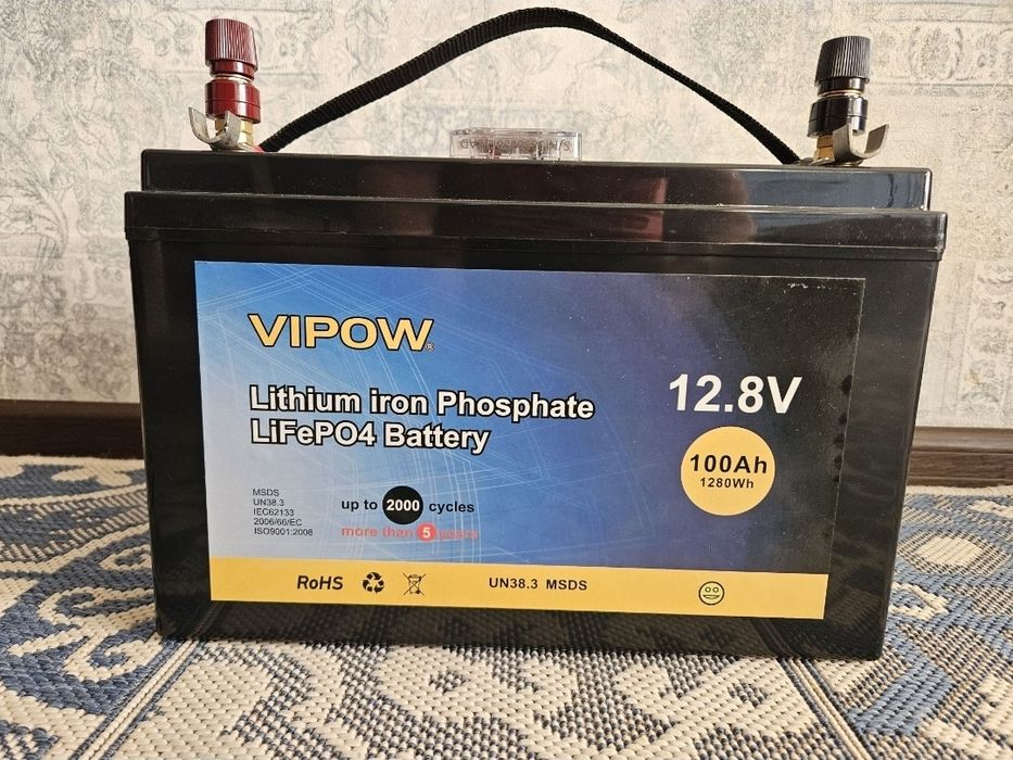 Акумуляторна батарея Vipow LiFePO4 12.8 V 100 Ah із BMS платою (б/в)