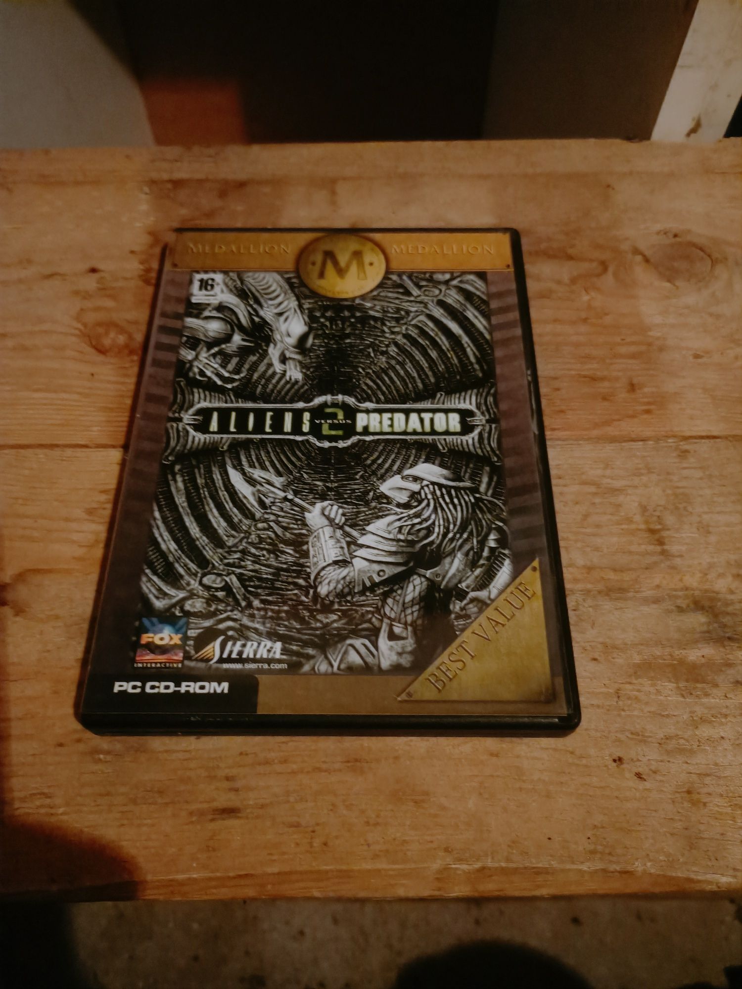 Gra komputerowa alien vs predator