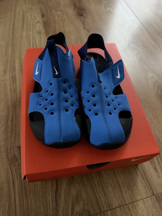 Kapcie/Sandały Nike r.  33,5