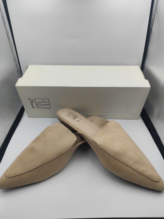 NOWE Damskie kapcie mokasyny wsuwane beżowe rozmiar 41