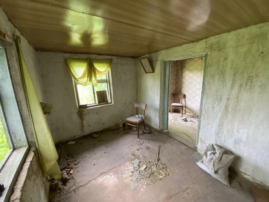 Дача на березі Булатецького ставка, приватизована.