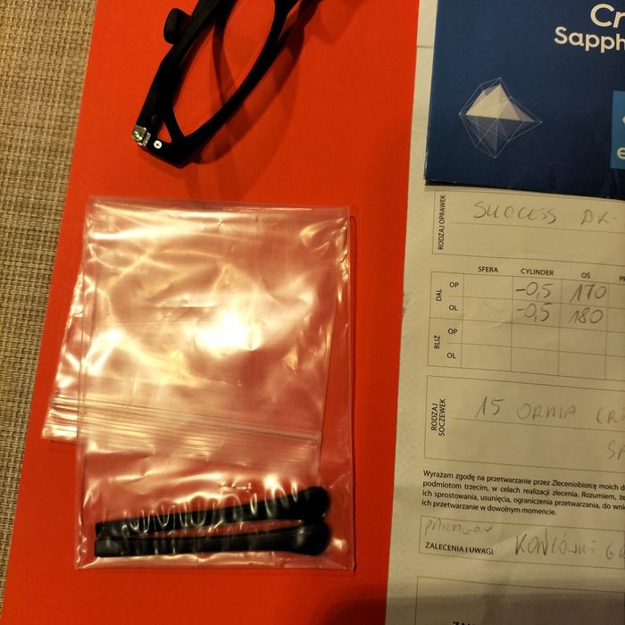 Okulary ( OPRAWKI )  korekcyjne  , młodzieżowe  - rozmiar 50  - 100 zł