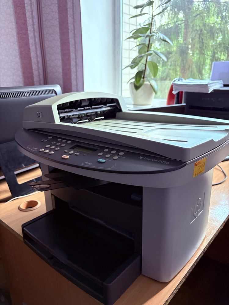 Продам принтер марки “HP” Laserjet3020 у ДУЖЕ ГАРНОМУ СТАНІ
