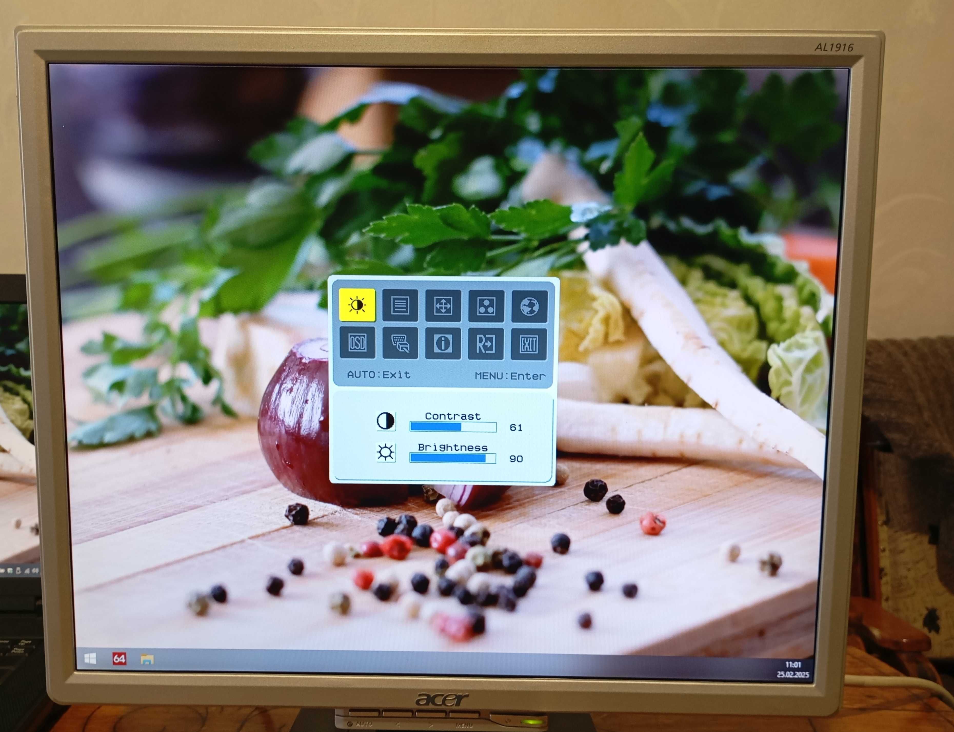 Acer 19", модифицированный - LED подсветка