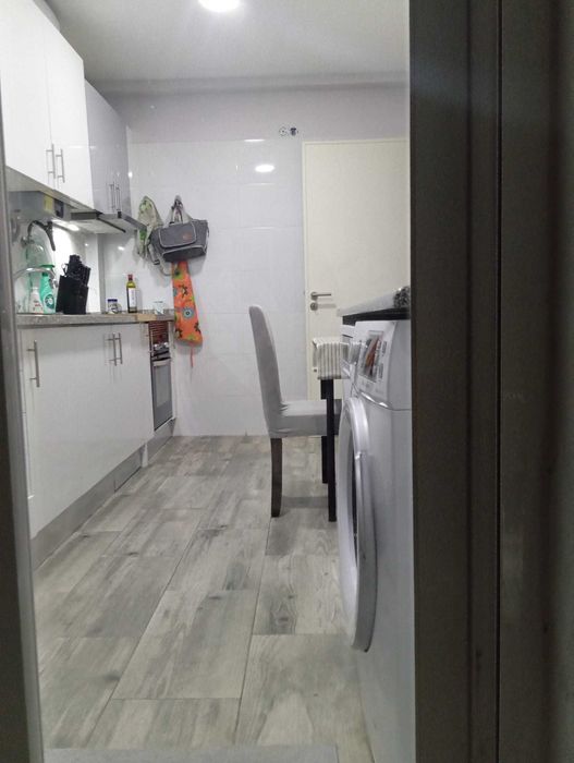 Vendo T1 + 1 na Amadora com Garagem e Quintal