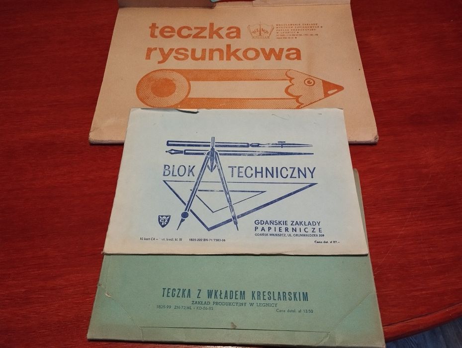 Bloki i  wkład kreślarski Relikty PRL