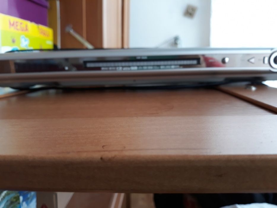 DVD track