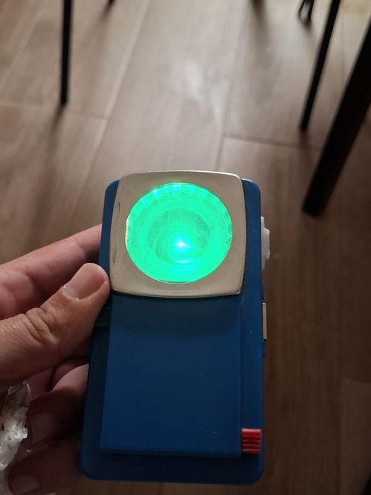 Lanterna anos 80 em perfeito estado