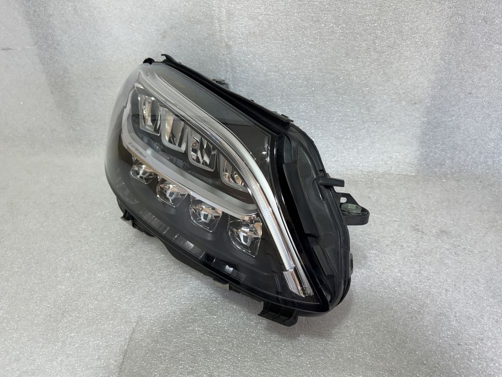 Mercedes C-klasa W205 FL Lampa Prawa LED HIGH PERFORMANCE