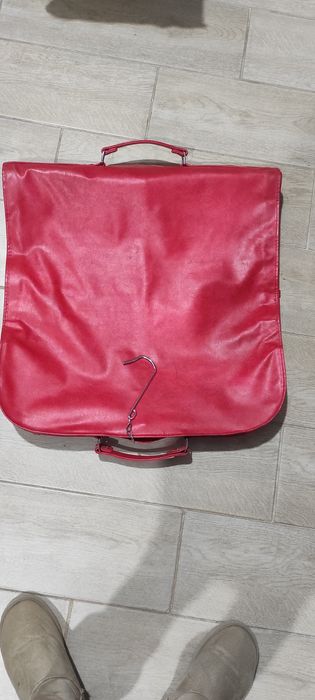 Сумка для одежды American Tourister Escort, винтажная красная искусств