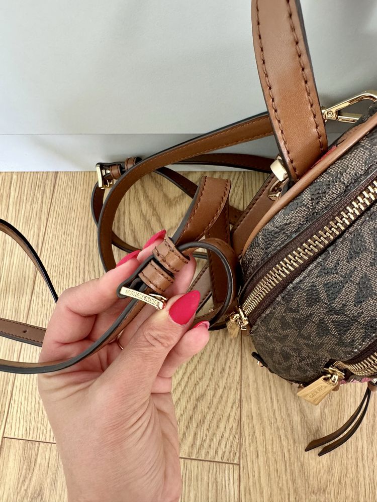Plecak Michael Kors Rhea Zip Mini Multikolor Model LFBKMNH2