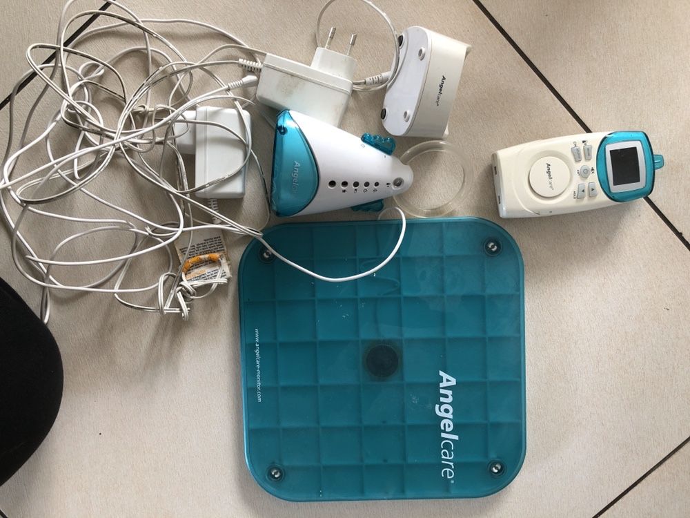 Niania elektroniczna z monitorem oddechu