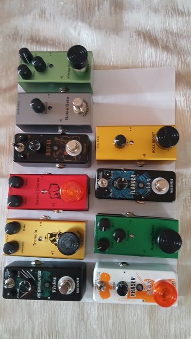 Acessórios novos para guitarra.