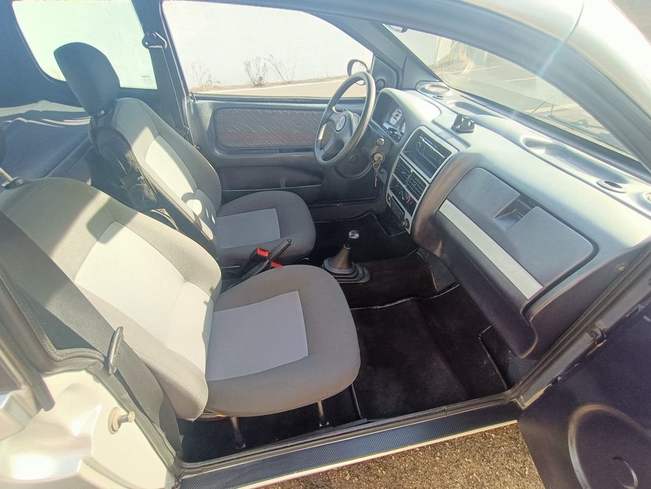 Microcar Aixam Cinzento