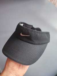 Черная кепка Nike