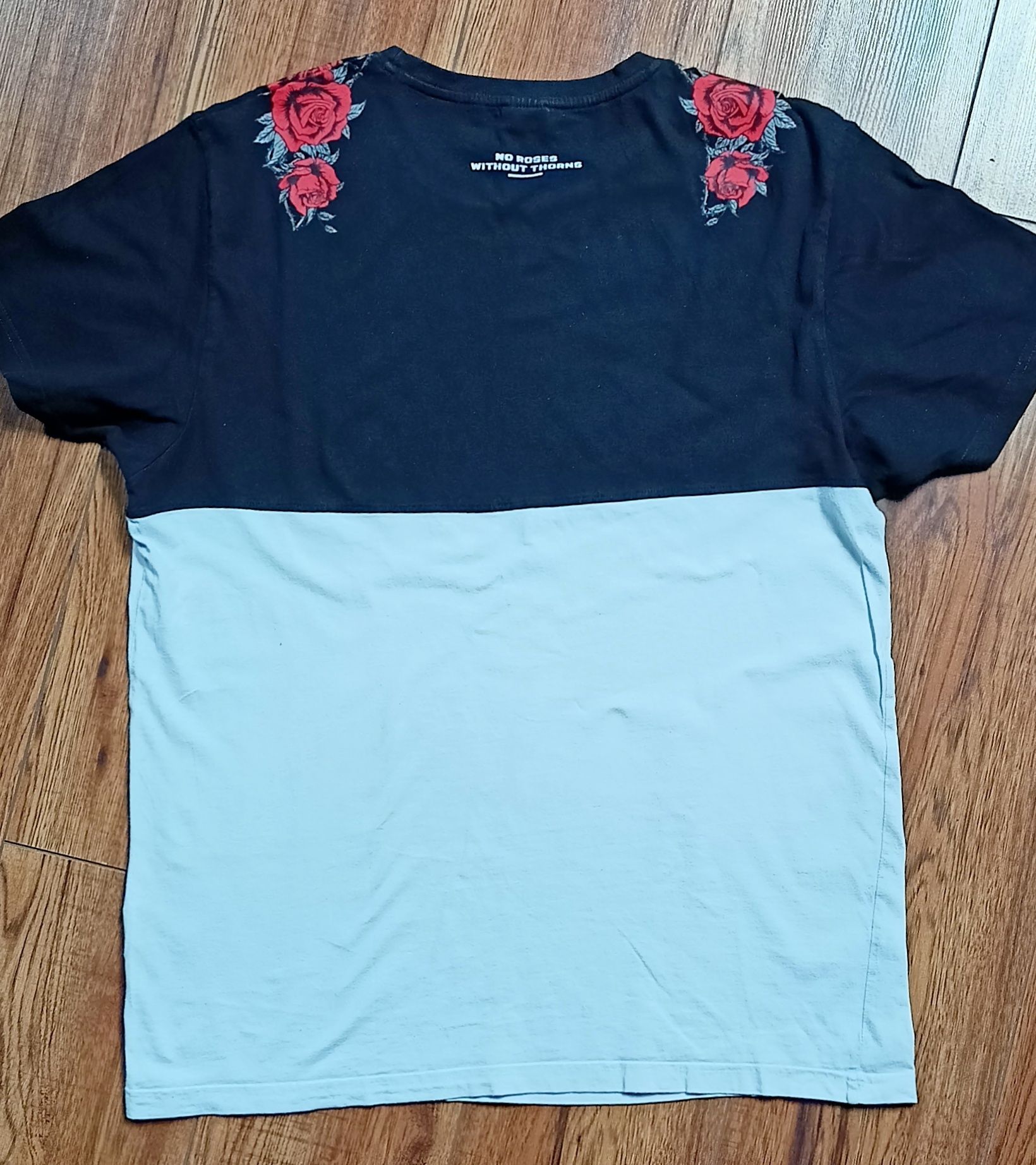 T-shirt CROPP r.XXL After Dark róże czarno-biały krótki rękaw