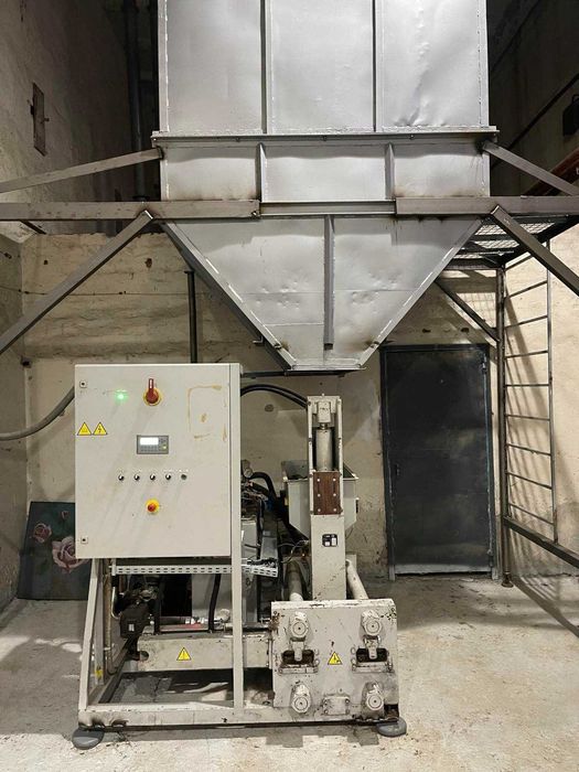 Прес гідравлічний брикетний RUF/UMP/брикетировщик/паливні брикети/РУФ