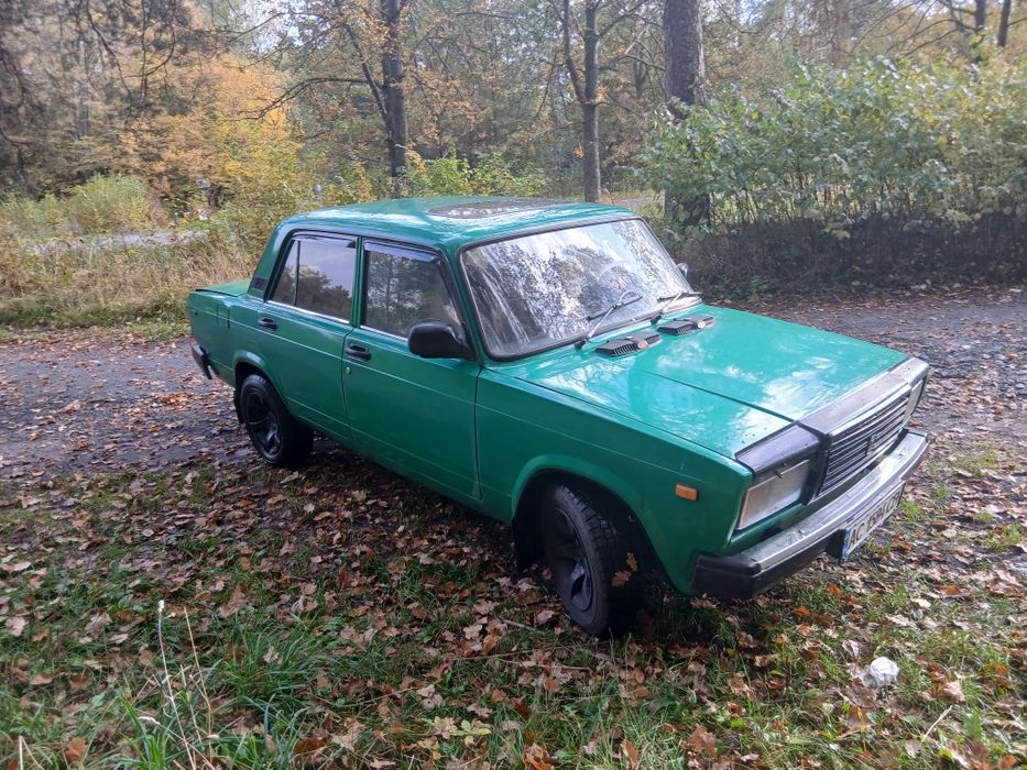 Продаж Ваз 2107.