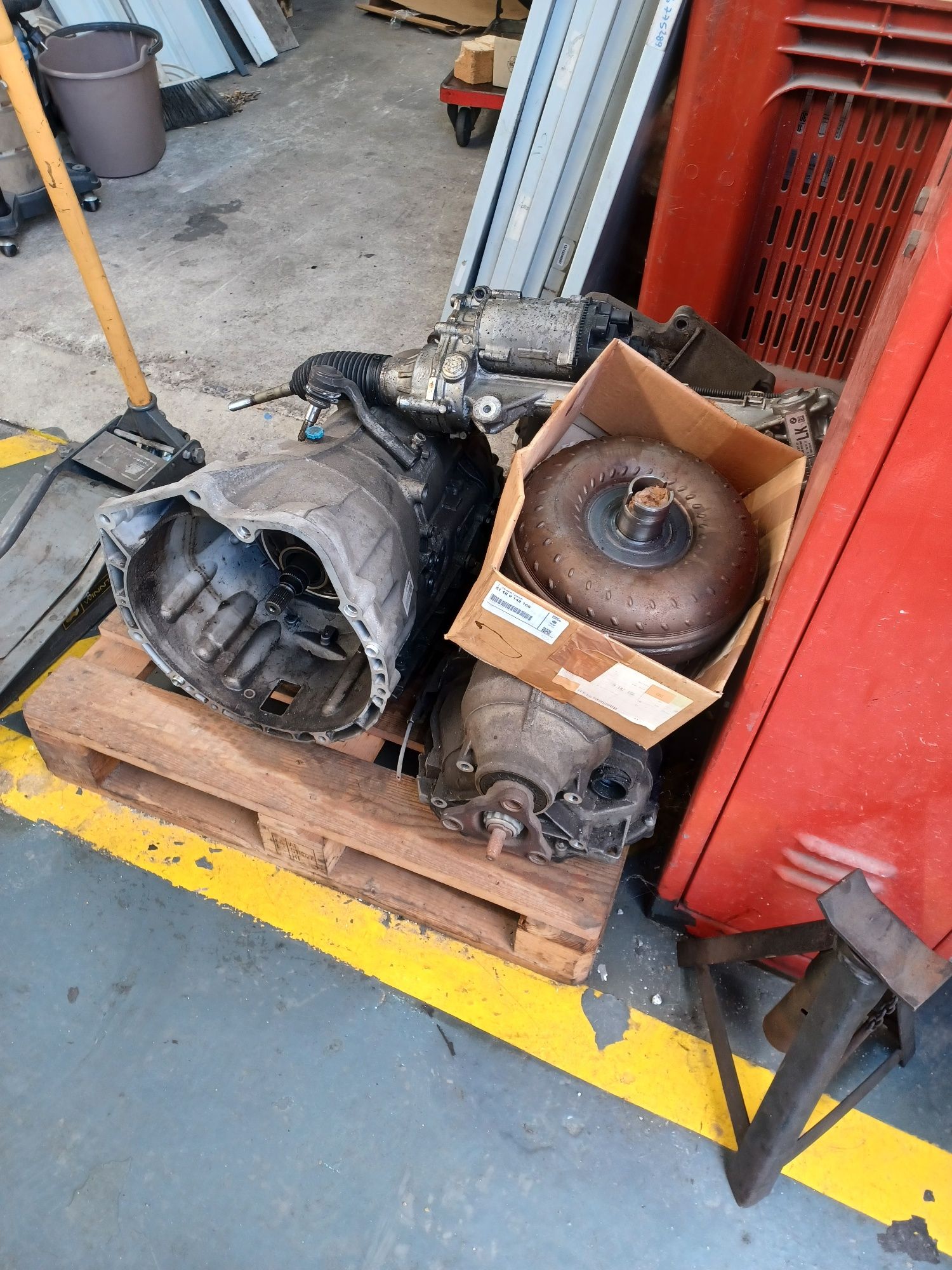 2 Caixas de velocidades automaticas  BMW 630i / 530i c/ Mecatronic e T