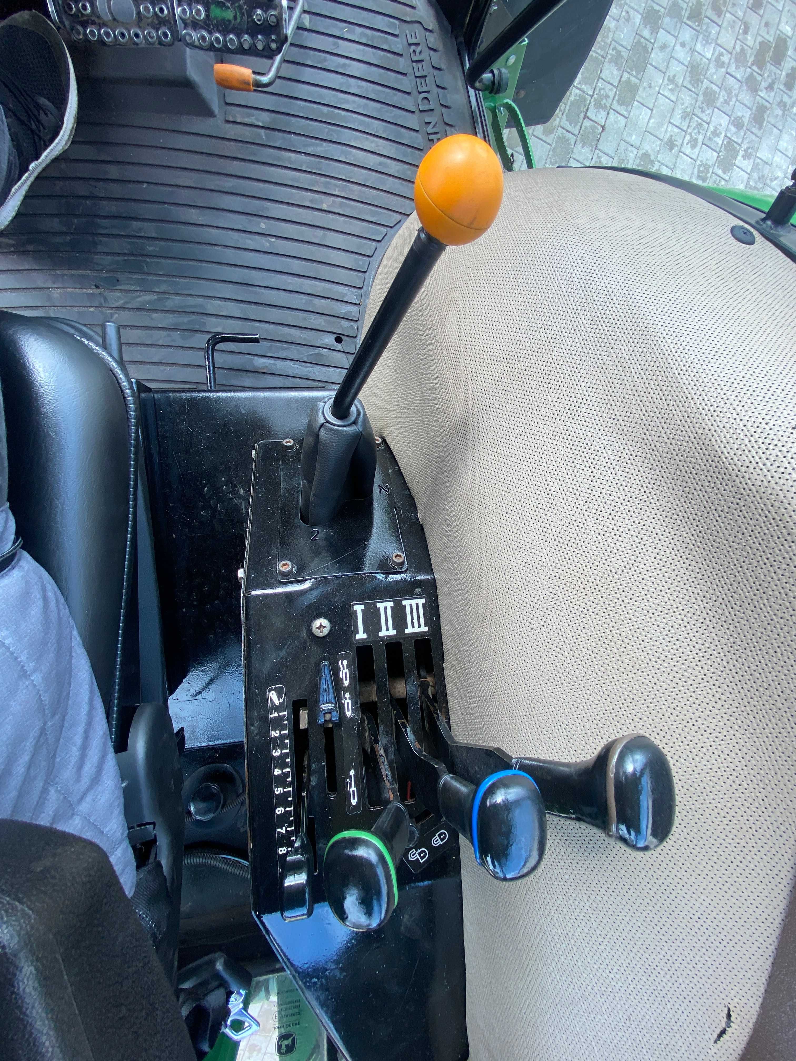Трактор John Deere 6130 D 130к.с