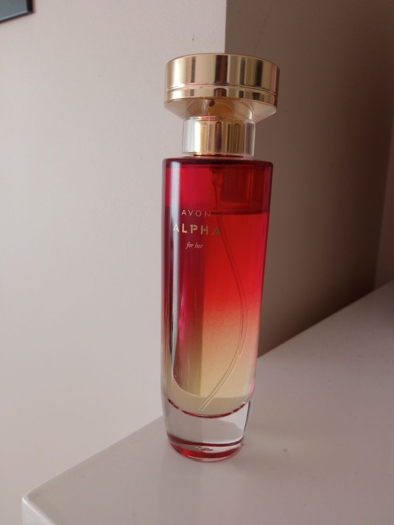 Woda perfumowana Alpha Avon
