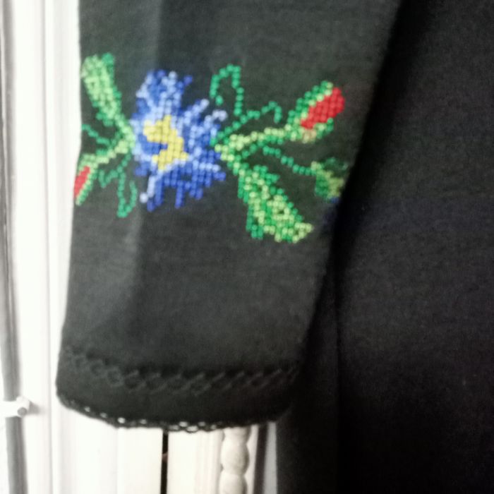 Плаття з вишивкою