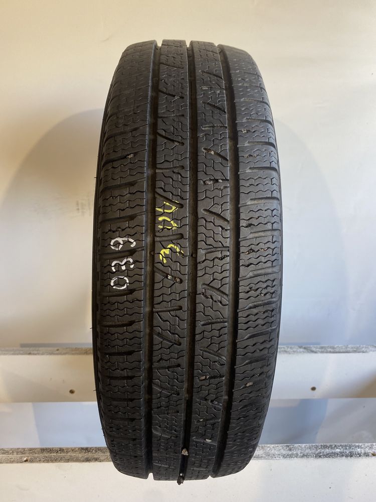 Opona pojedyncza 215/75/16 C Pirelli Carrier